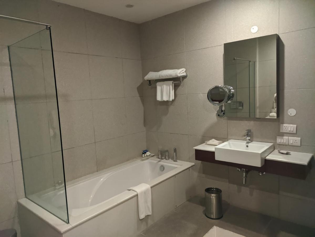Fortune Select Global, Gurugram - Member Itc Hotels' Group Gurgaon Exterior photo
