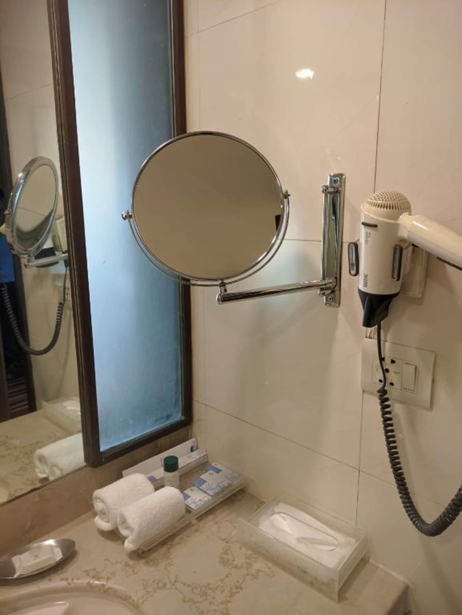Fortune Select Global, Gurugram - Member Itc Hotels' Group Gurgaon Exterior photo