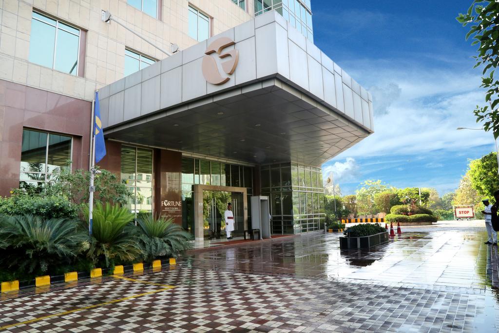 Fortune Select Global, Gurugram - Member Itc Hotels' Group Gurgaon Exterior photo